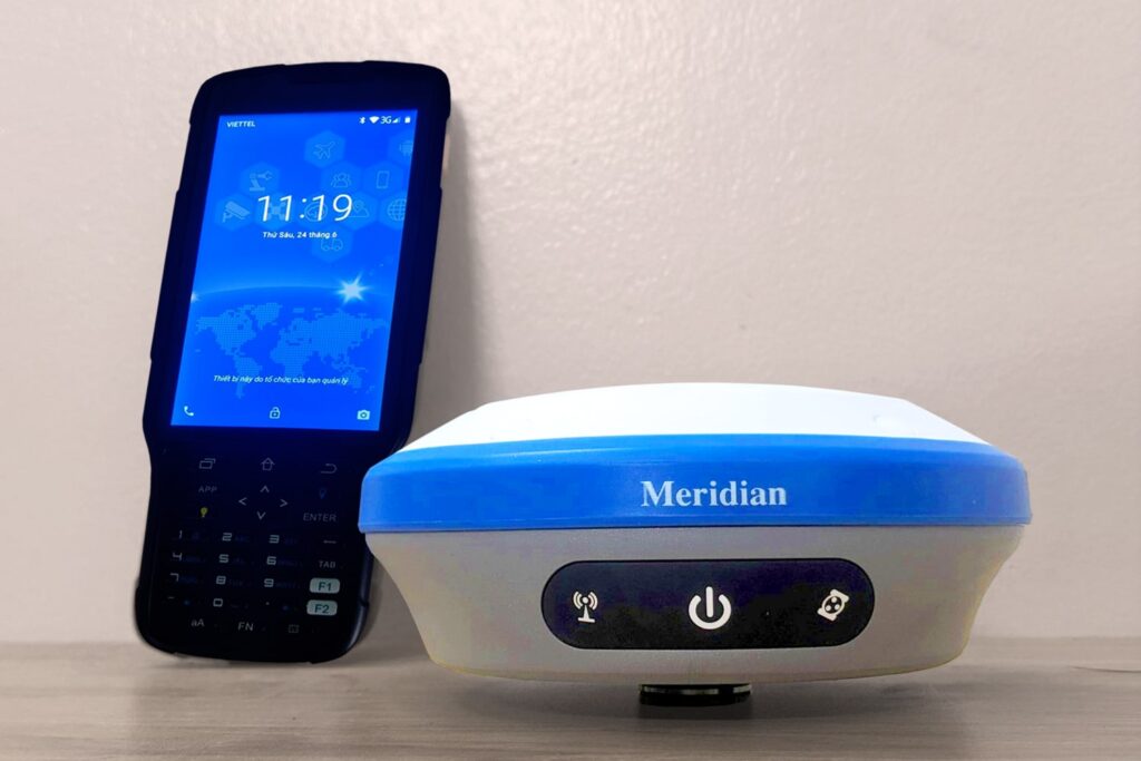 máy gps 2 tần số rtk meridian m5