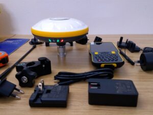 bộ máy thu tín hiệu vệ tinh GNSS receiver eSurvey e300pro